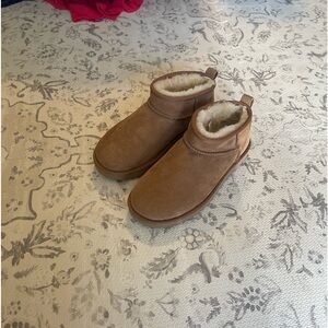 Ugg ultra mini in chestnut